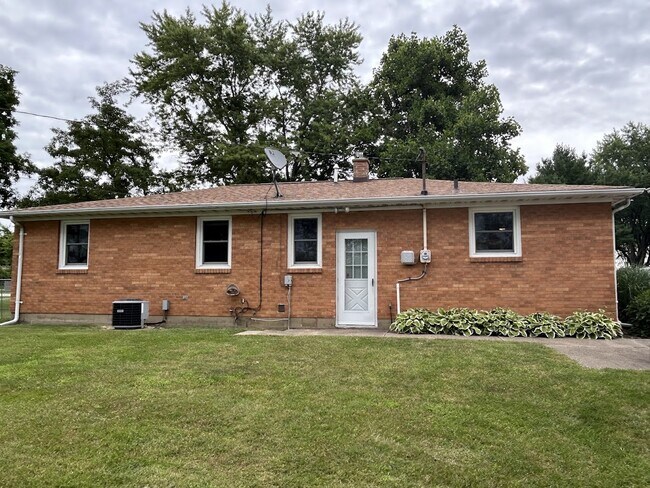 Foto del edificio - 3738 Green Acre Dr