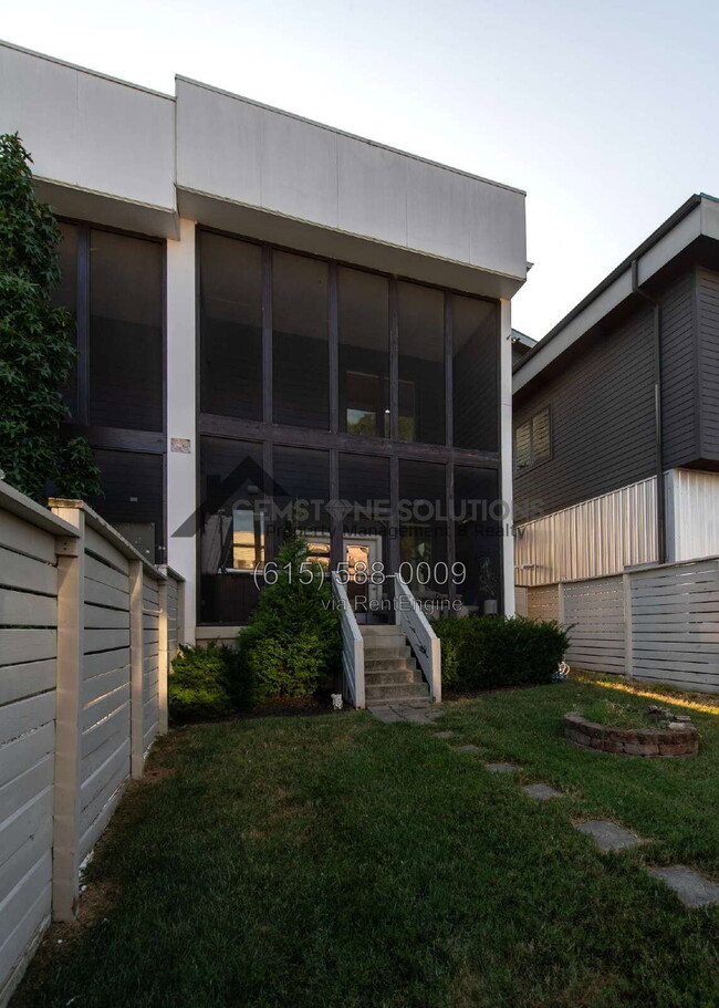 Photo - 420b 37th Avenue North House