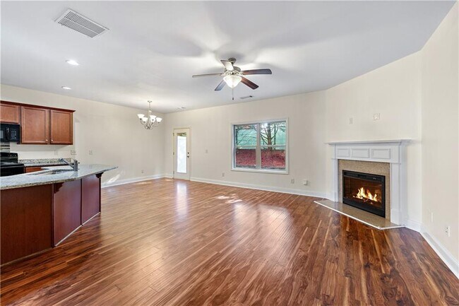 Building Photo - 204 Britt Dr
