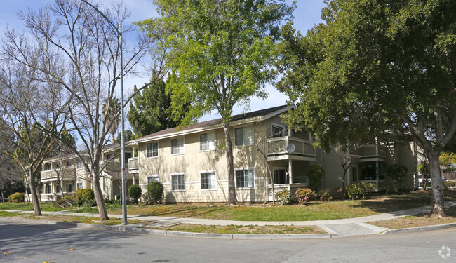 Foto del edificio - The Meadows Apartments