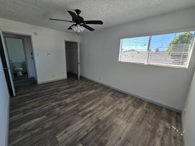 Foto del edificio - 223 W 15th St