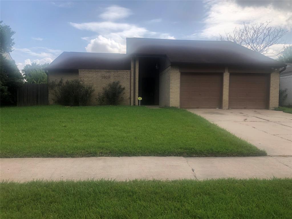 Foto principal - 1919 Long Barrel Ln