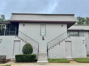 Building Photo - 96 Windtree Ln