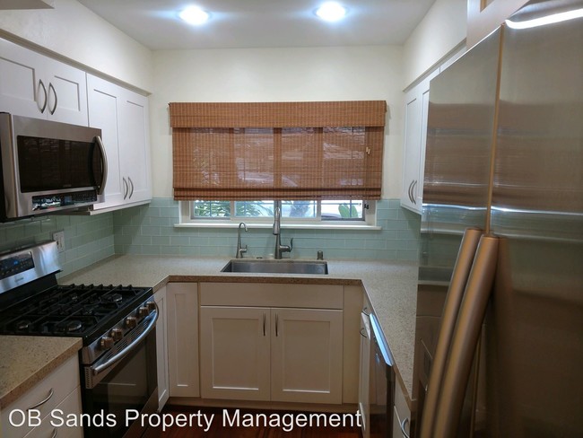 Building Photo - 2 br, 1.5 bath House - 4346 Loma Riviera Ct
