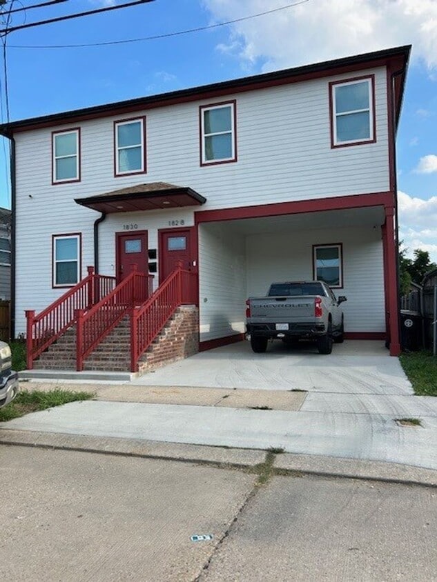 Primary Photo - 1828-1830 Benefit Street