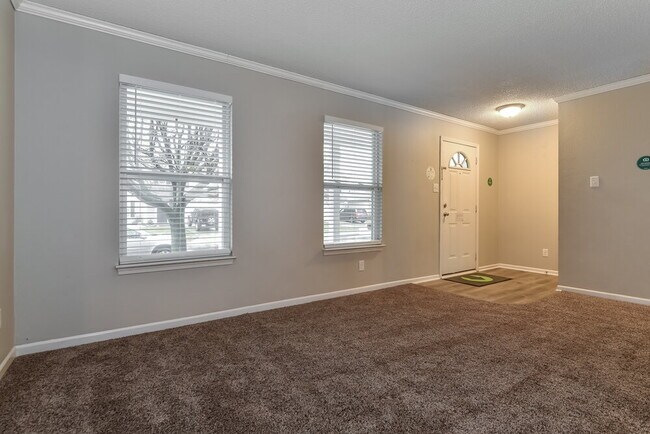 Building Photo - 10867 Delphi Dr
