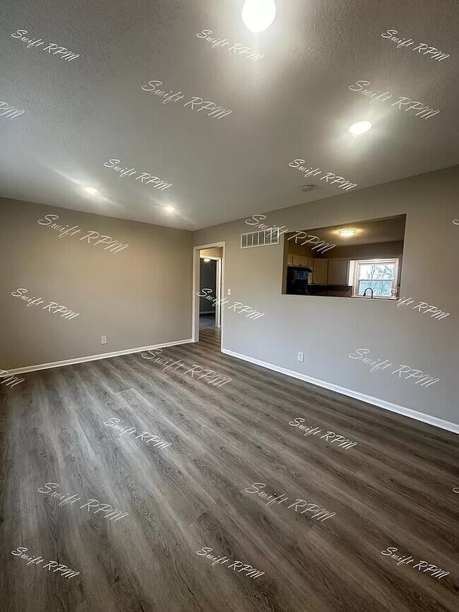 Foto del edificio - 1206 E Loula St