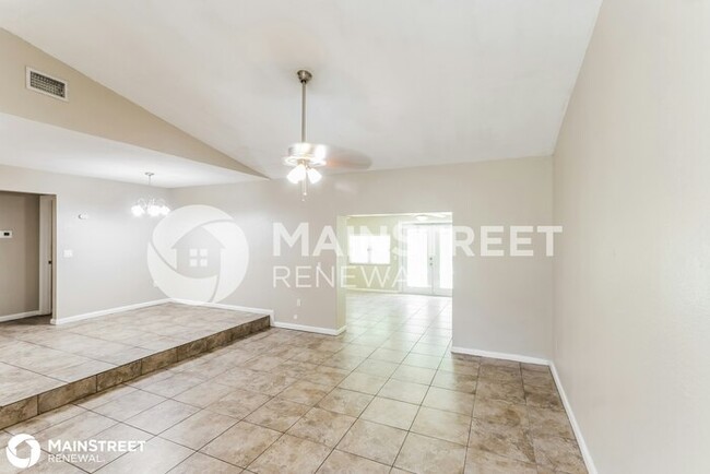 Building Photo - 2226 Maple Hill Dr, Lakeland, FL 33811