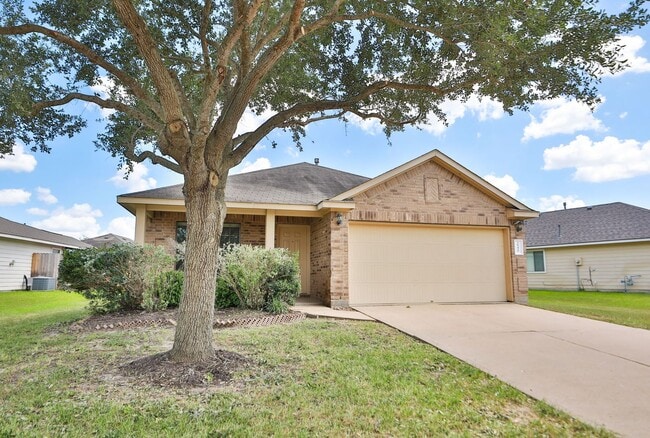 Building Photo - For Lease | 3 Bed, 2 Bath | 1,670 Sq Ft | ...