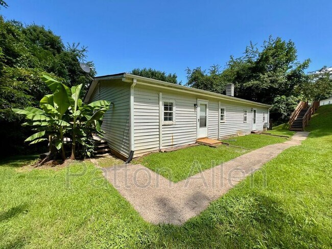 Building Photo - 239 Cedar Hill Rd