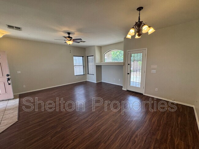 Building Photo - 12913 W Corrine Dr