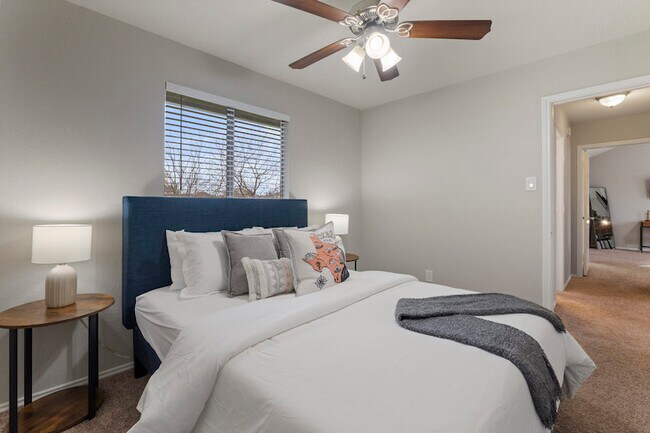 Foto del edificio - 2216 Silverleaf Ln