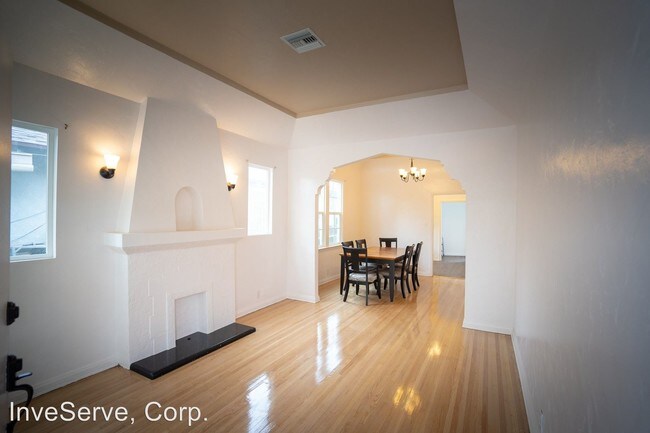 Building Photo - 2 br, 1 bath House - 2212 BIRD STREET