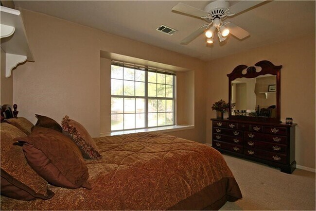 Foto del edificio - 7 Thrush Grove Pl