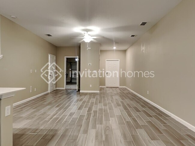 Building Photo - 355 Cherry Ridge Dr