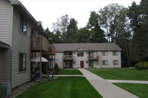 Building Photo - Pine Grove Terrace