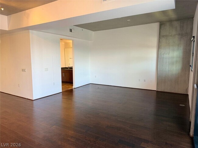Foto del edificio - 353 E Bonneville Ave