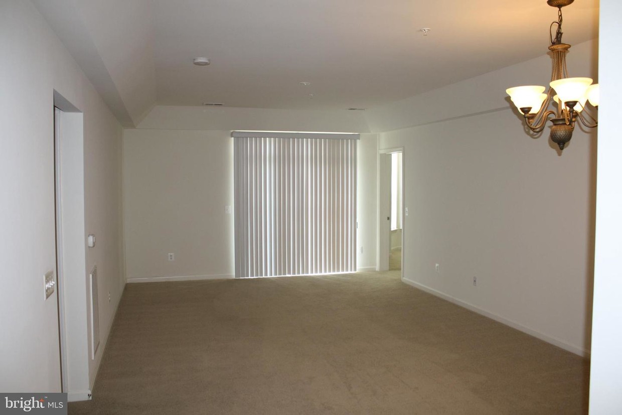 Foto principal - 8609 Wintergreen Ct