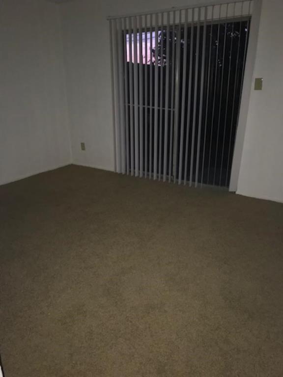 Foto del edificio - 10168 Inwood Hollow Ln