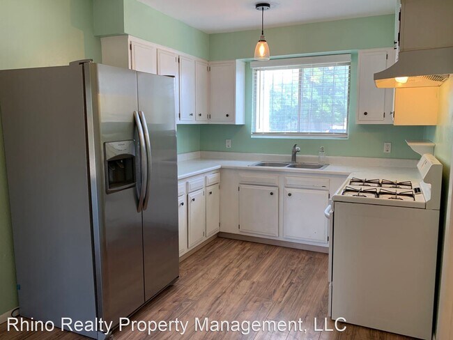 Building Photo - 2 br, 2 bath House - 1109 12th St NW