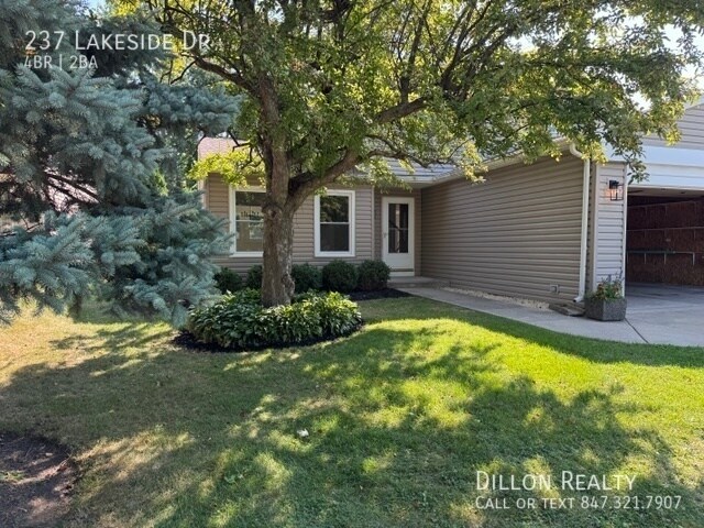 Foto principal - 237 Lakeside Dr