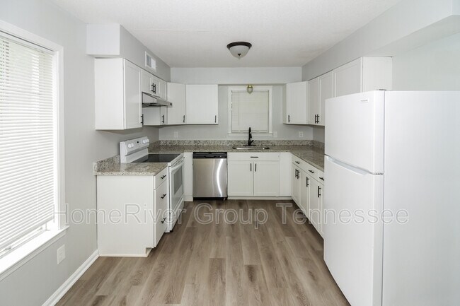 Building Photo - 3648 Arsenal St