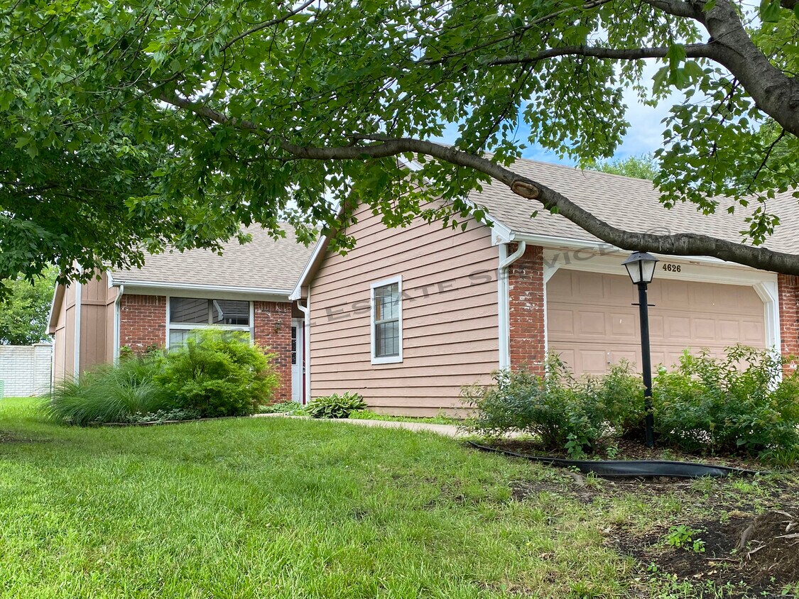 Foto principal - 4626 Hearthside Dr