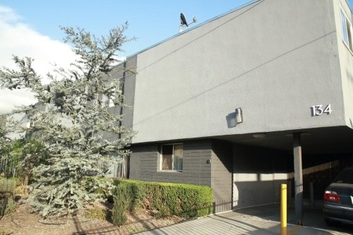 Primary Photo - 134 S Bonnie Brae St