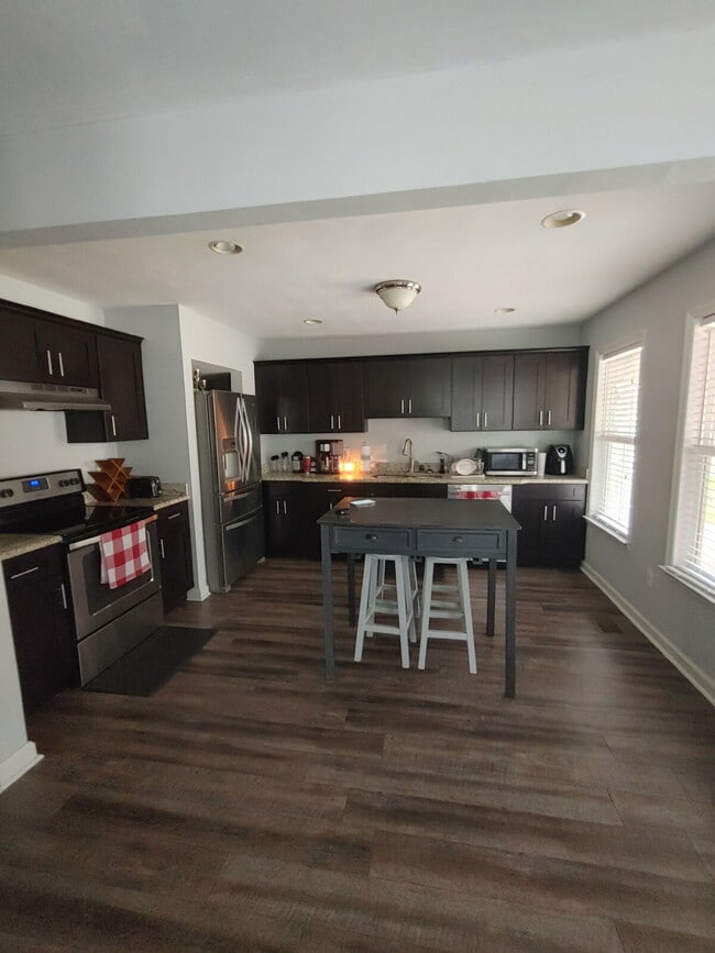 Photo - Modern Living 2Bd/2Ba Apartment