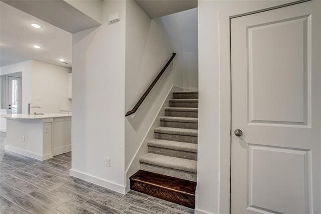 Building Photo - 1420 Navasota Trail