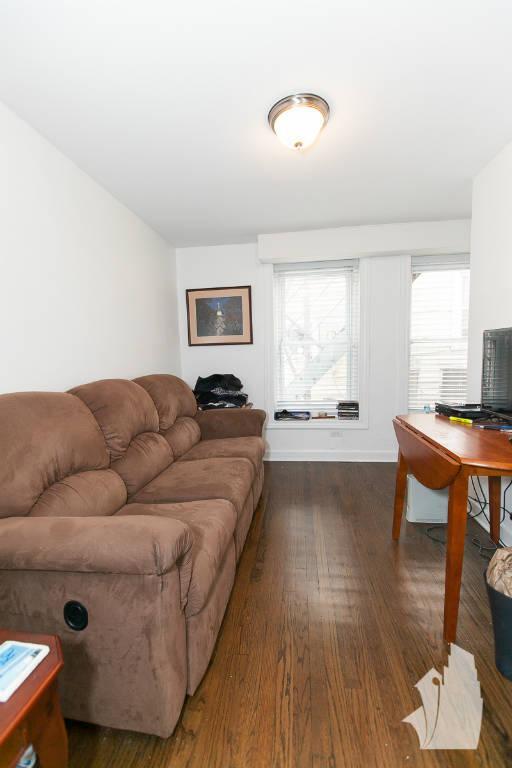 Foto del edificio - 1629 W Huron St