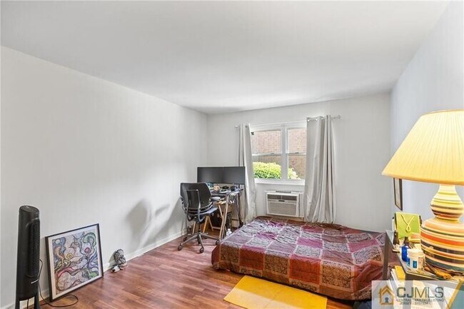 Foto del edificio - 55 Gill Ln