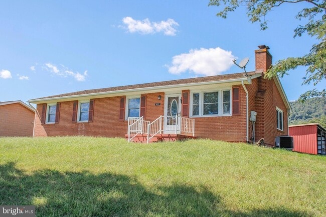 Building Photo - 481 Riffey Ln