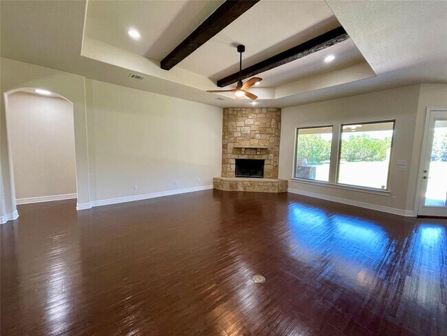 Foto del edificio - 145 Milestone Rd