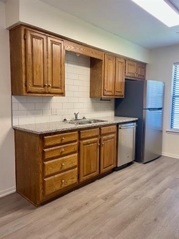 Foto del edificio - 622 W Belden St