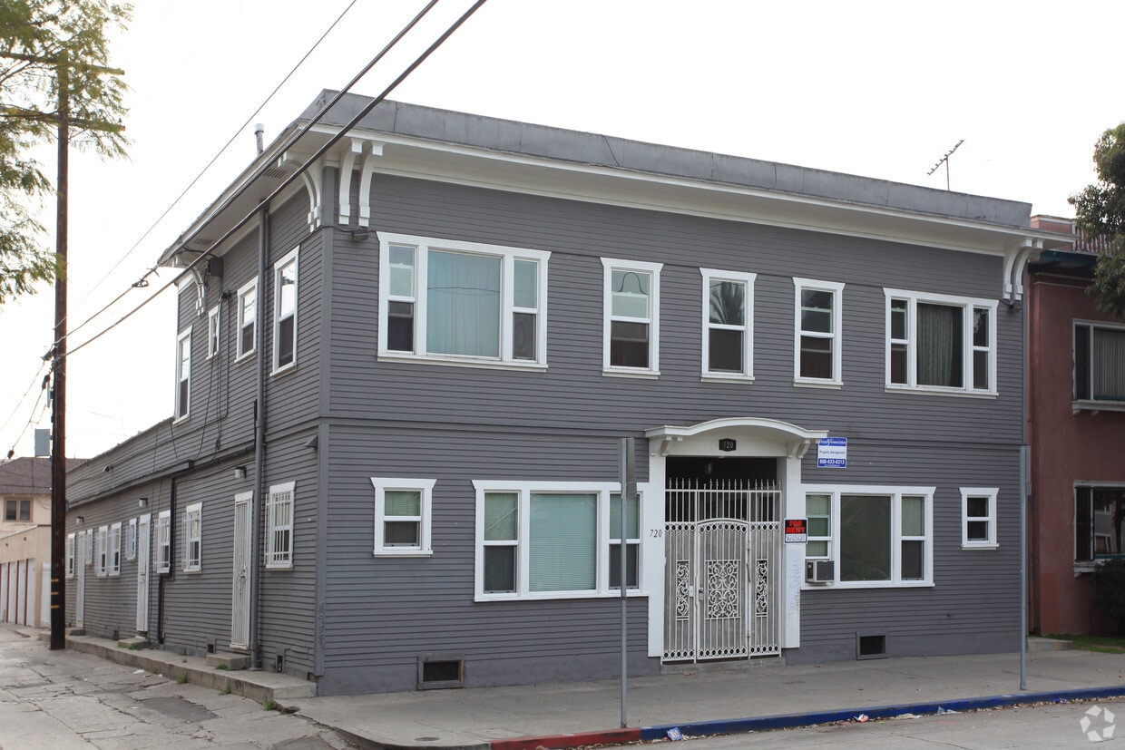 Primary Photo - 720 E 8th St