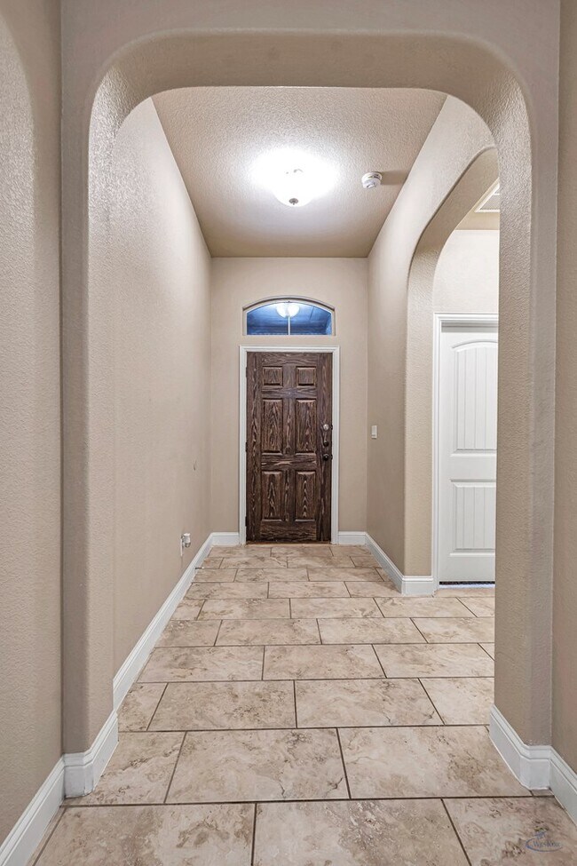 Building Photo - 7041 XIT Ranch Rd