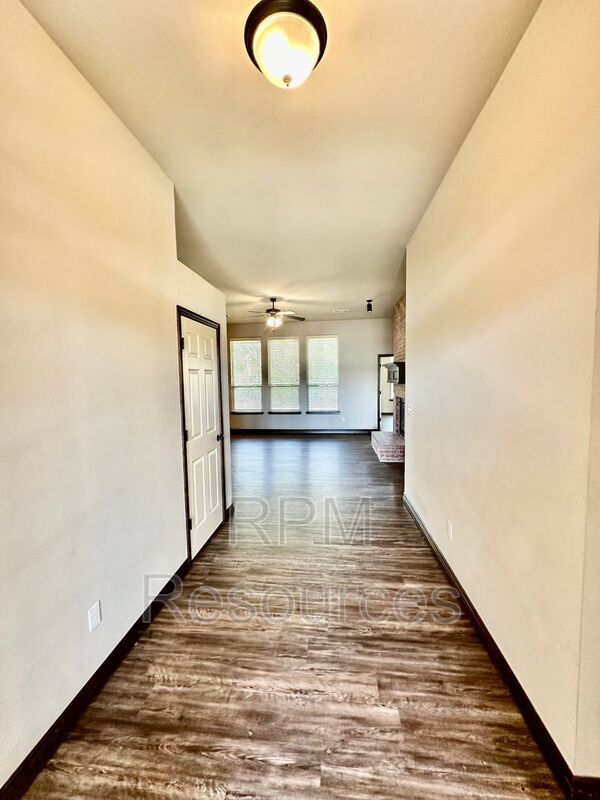 Building Photo - 9017 SW 55th St