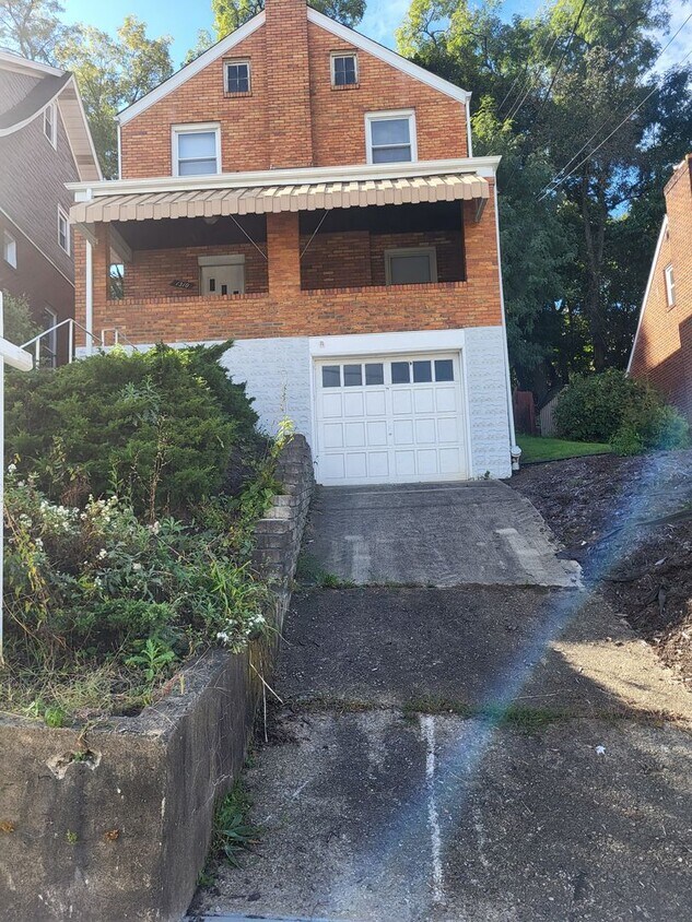 Foto principal - Newly renovated 3 bedroom house in Brookli...