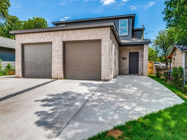 Building Photo - 3636-3638 Frazier Ct