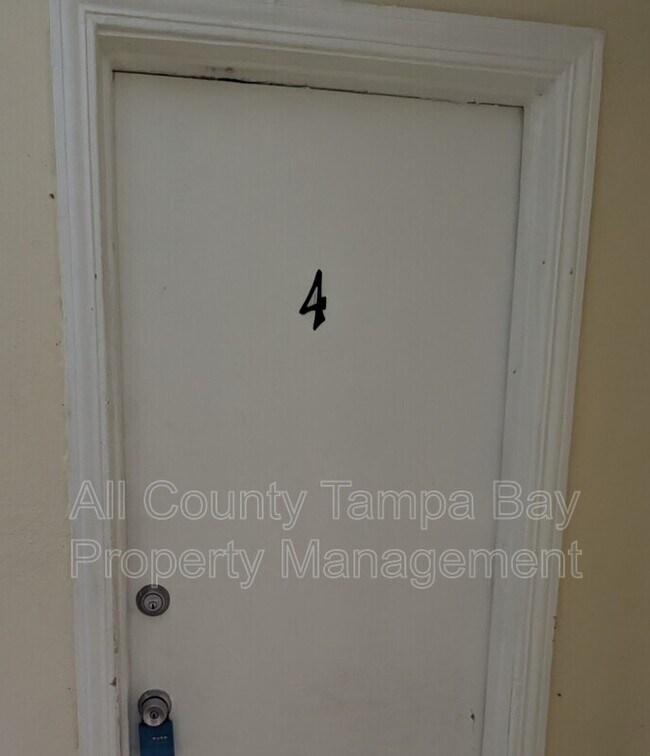 Foto del edificio - 2727 49th St S