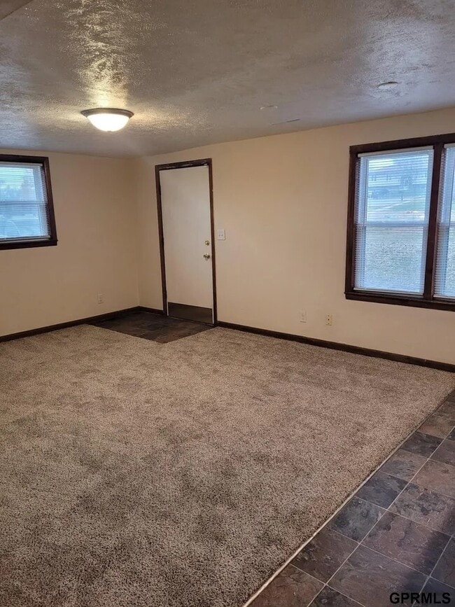 Building Photo - 910 Harrington Ave