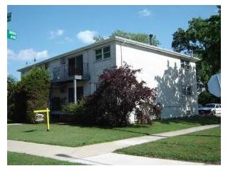 Primary Photo - 8941 W Burlington Ave
