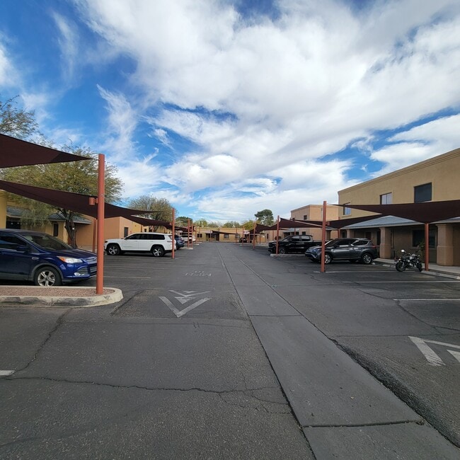 Building Photo - Rio Antigua Townhomes