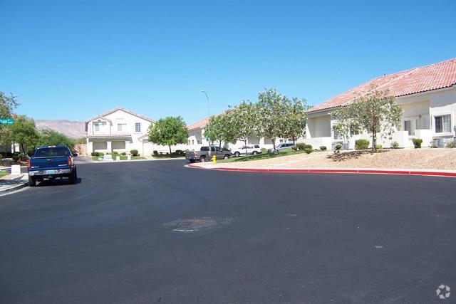 Rainbow Gardens Townhomes Apartments Las Vegas Nv Apartments Com