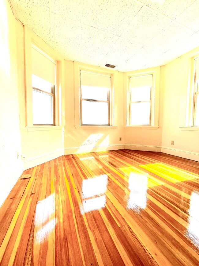 Foto del edificio - 7 Woodbridge St