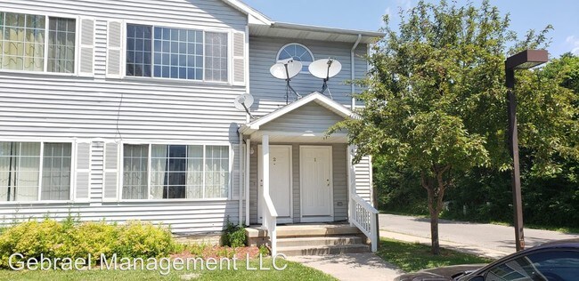 Foto del edificio - 4137 W Court St