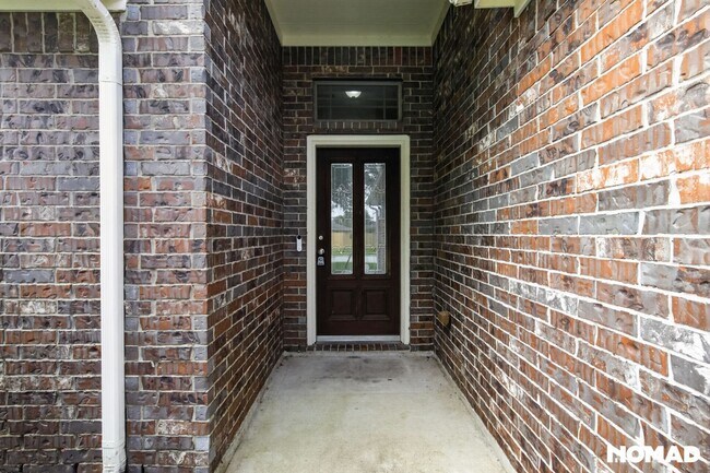 Foto del edificio - 6504 Patridge Dr