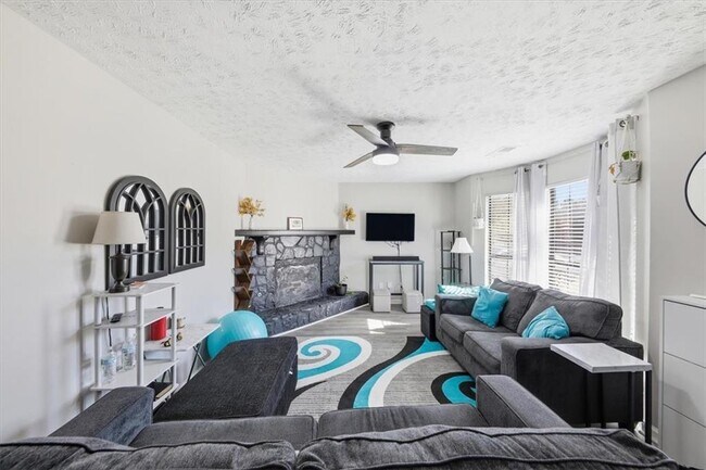 Foto del edificio - 3682 Stephanie Ct