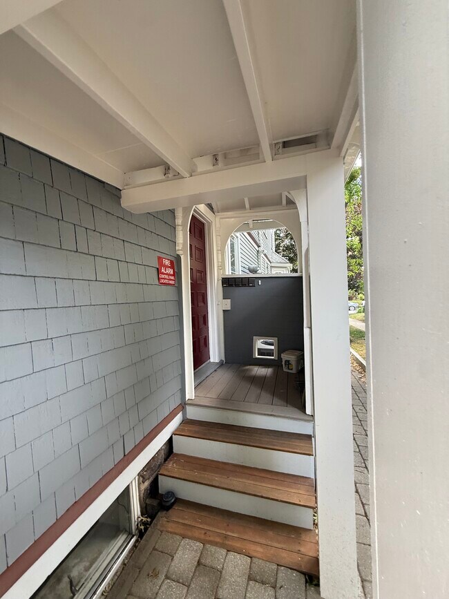 Foto del edificio - 97 Sewall Ave